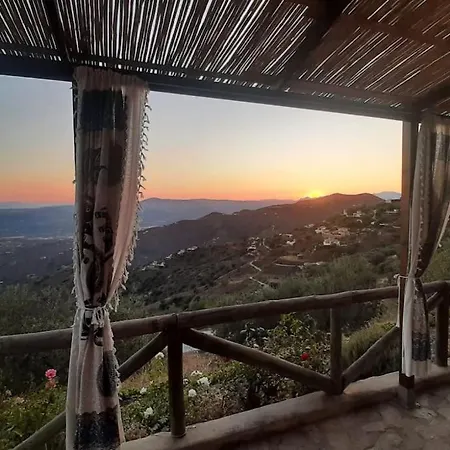 Chalet En Malaga, Donde El Tiempo Se Detiene *