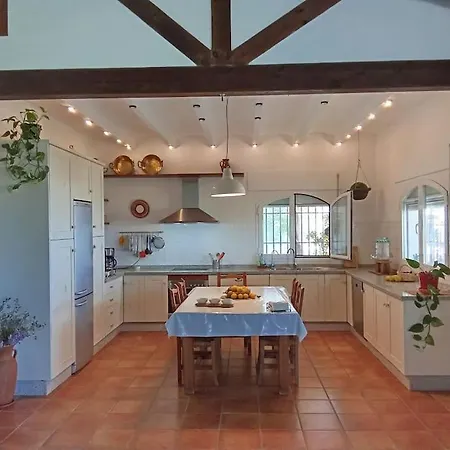 Chalet En Malaga, Donde El Tiempo Se Detiene *