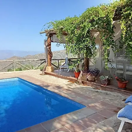 Chalet En Malaga, Donde El Tiempo Se Detiene